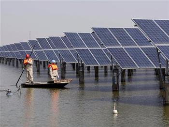 Trung Quốc hoàn thành trang trại năng lượng mặt trời lớn nhất thế giới